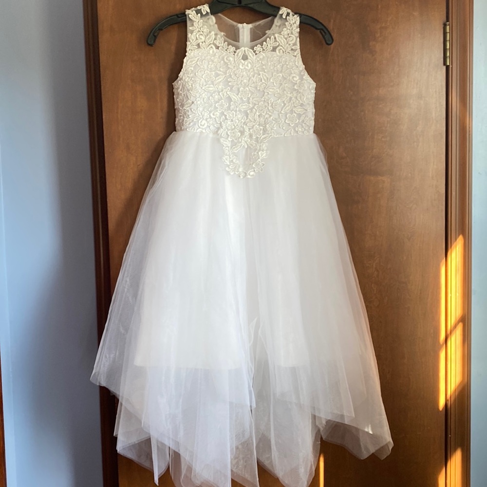 White flower girl dress